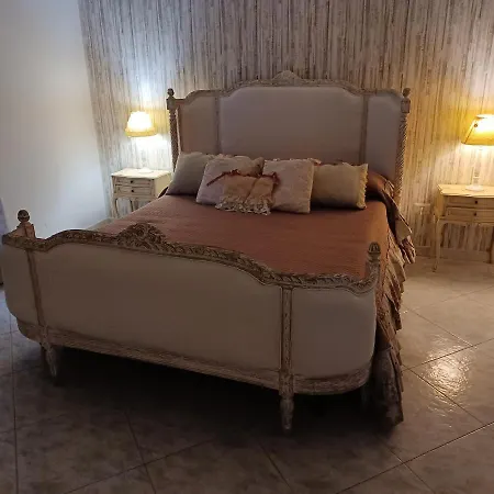 Bed and Breakfast La Corte Delle Vanita *