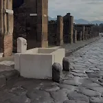 La Corte Delle Vanita Pompei
