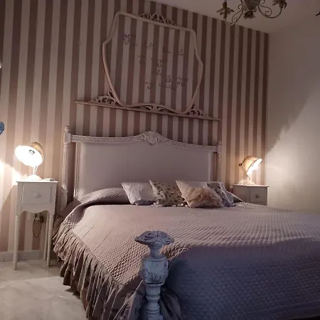 La Corte Delle Vanita Bed & Breakfast *