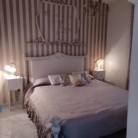 La Corte Delle Vanita Bed and Breakfast Πομπηία