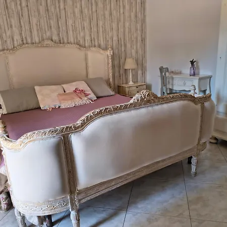 La Corte Delle Vanità Bed & Breakfast