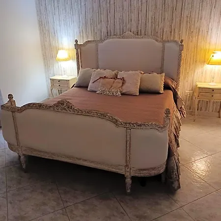 La Corte Delle Vanita Bed & Breakfast 3*